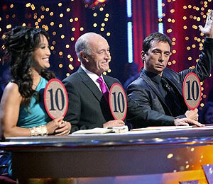 hookups on dancing with the stars 2012 Maksim chmerkovskiy hooked up with erin andrews in 2010 dancing with the stars age: famous hookups ©2006. hookups on dancing with the stars 2012 Maksim chmerkovskiy hooked up with erin andrews in 2010 dancing with the stars age: famous hookups ©2006.