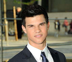 Sara taylor is dating lautner hicks 2012