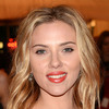 Extra Scoop: Scarlett Johansson and Boyfriend Split