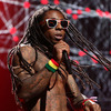 Extra Scoop: Lil Wayne Suffers Second Seizure, Released from Hospital