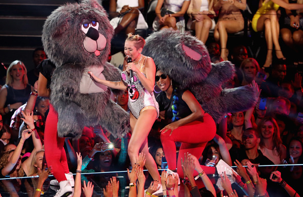 MileyCyrus-TeddyBears