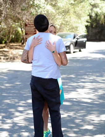 nikki-lund-sean-stewart-sean-stewart-and-nikki_4289968-1