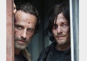 'Walking Dead' Sneak Peek: Find Out What Zombies and Rotisserie Chicken Have in Common!