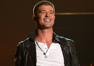 Did a 19-Year-Old Model Post a Selfie from Robin Thicke's Bed?