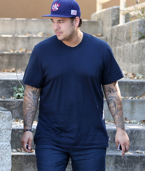 Rob Kardashian Sighted on Burger Run
