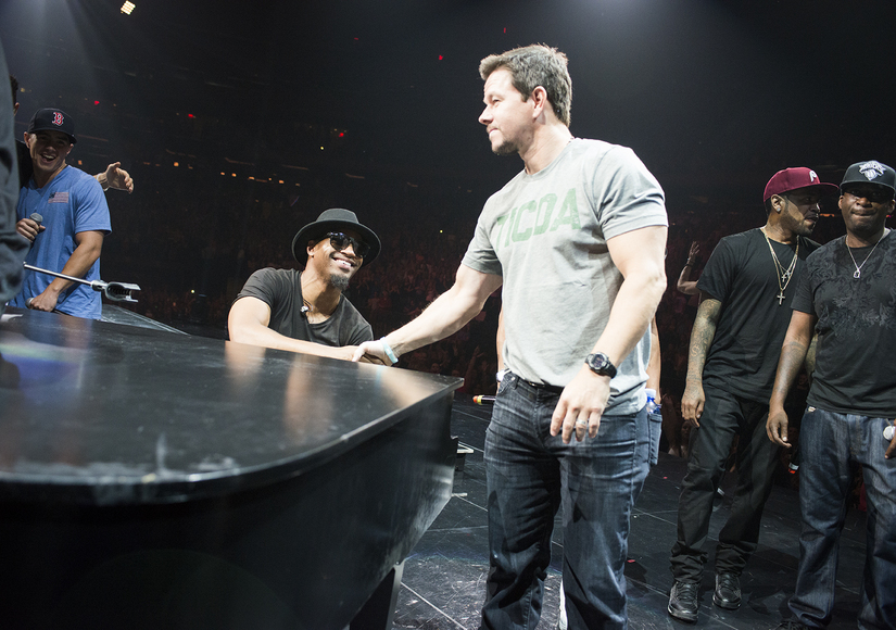 nkotb_mark-wahlberg_50cent_4