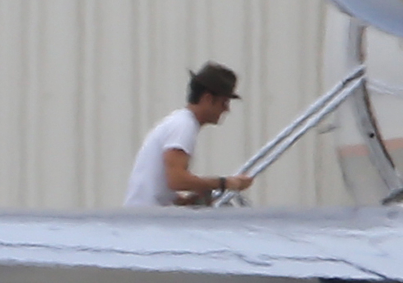 justin-theroux-honeymoon