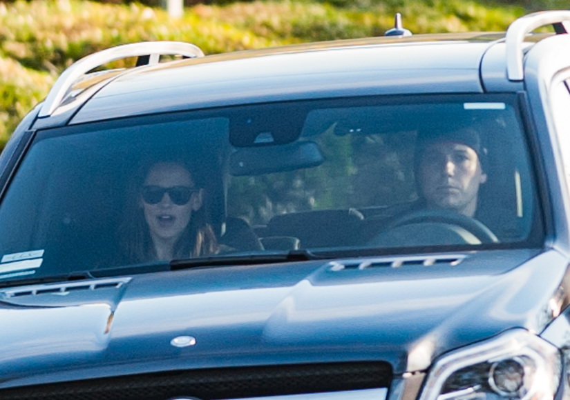 Friendly Exes! Ben Affleck & Jennifer Garner Reunite on Violet’s 10th Birthday