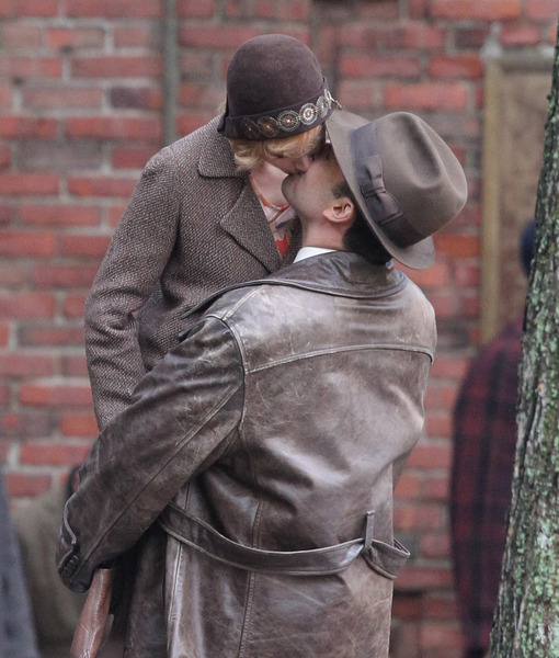 ben affleck kiss sienna miller on set nov25 2015 ffn EXC SEE CLIPS 51914542