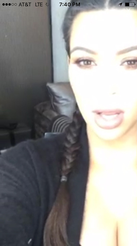 kim-kardashian-boobs1a