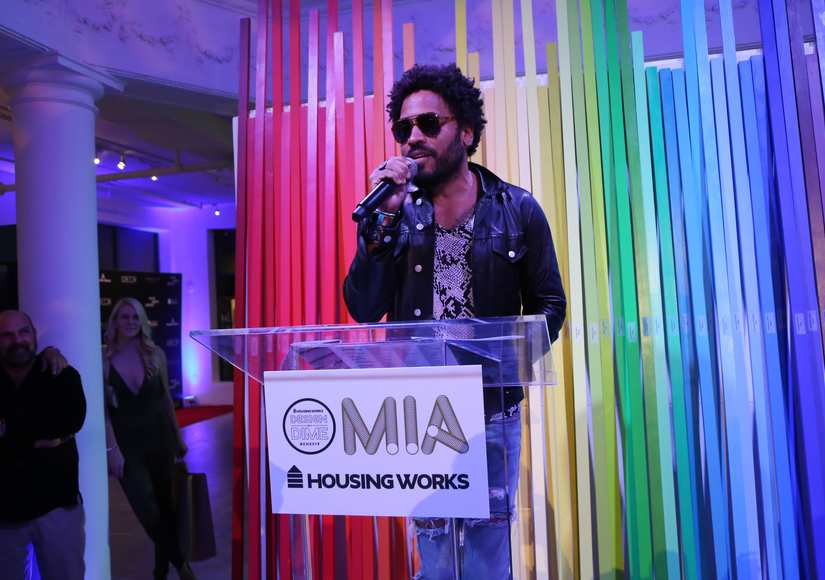 Lenny Kravitz Accepts Housing Works 'Giving by Design' Award