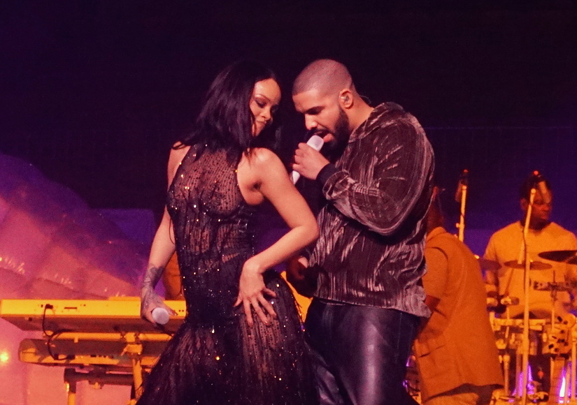 rihanna-drake-twerk1