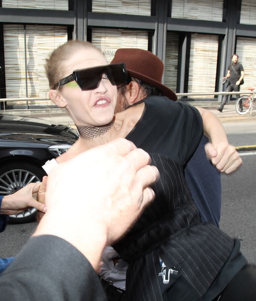 gigi-hadid-prank
