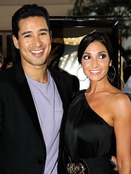 Getty Images mario lopez and courtney mazza
