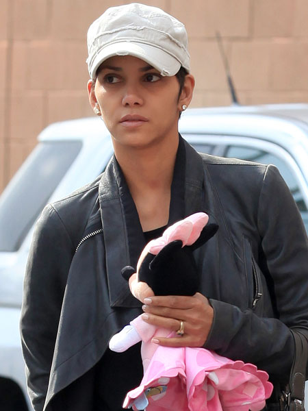 Splash News halle-berry.jpg