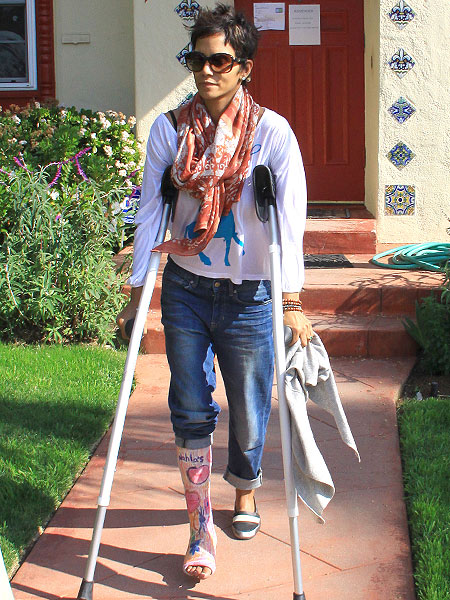 FameFlynet Pictures halle-berry.jpg