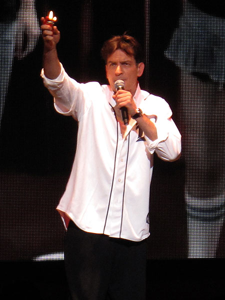 Splash News 0403-charlie-sheen.jpg