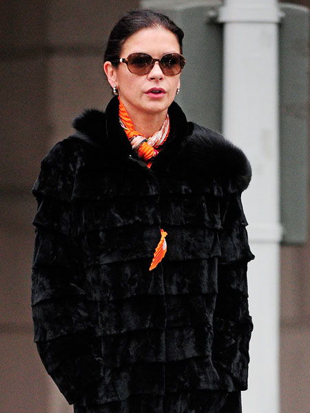 Splash News CatherineZeta-Jones.jpg