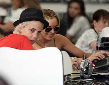 Revolutionpix/INFDaily.com 0429lohan2.jpg
