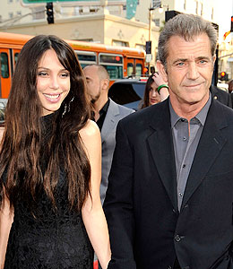 Getty Images mel gibson's girlfriend oksana grigorieva expecting baby