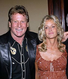 Getty Images Ryan O'Neal and Farrah Fawcett tried to tie the knot