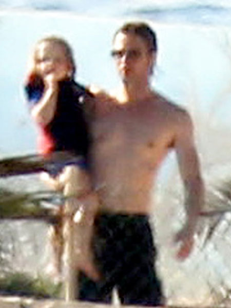 X17 brad-pitt.jpg