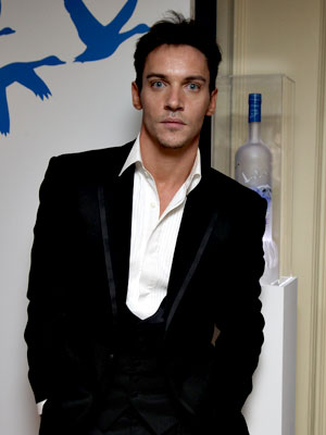 Getty Images jonathan-rhysmeyers.jpg