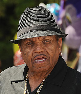 Getty Images joe jackson left out of michael's will