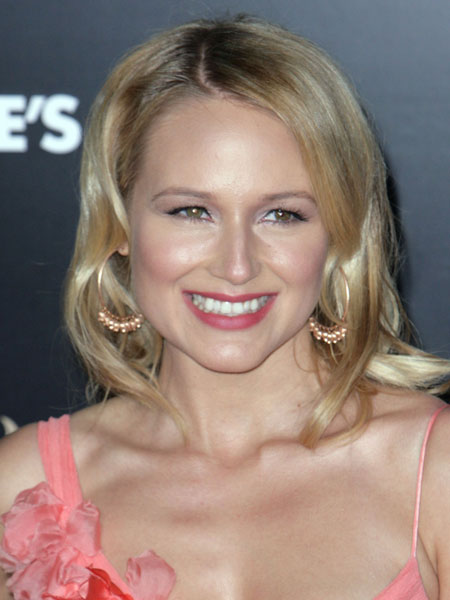 Fame Pictures jewel.jpg