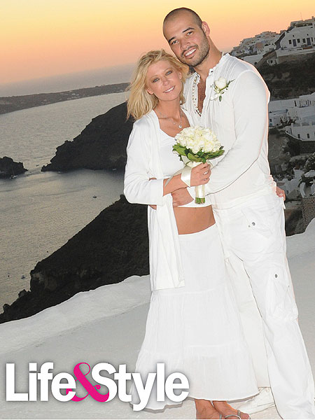Life & Style tara-reid.jpg