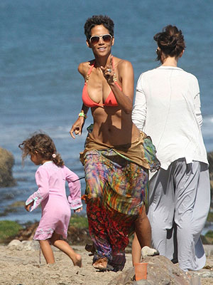 Fame Pictures halle-berry.jpg