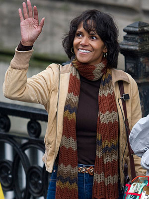 Splash News halle-berry.jpg