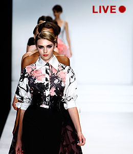 Getty Images 1013fashionweek.jpg