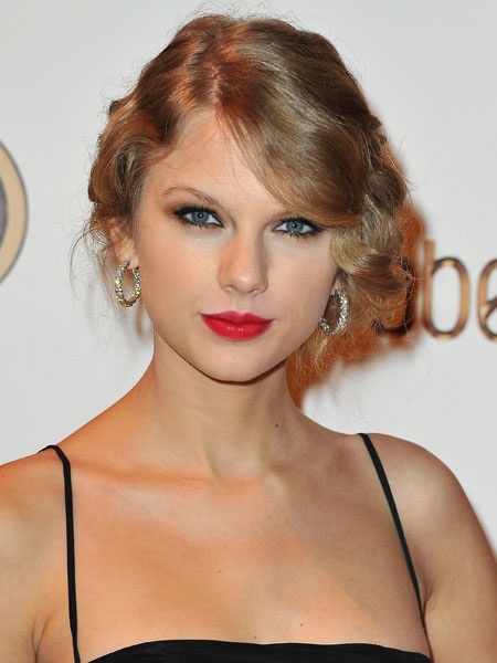 Getty Images 101610_taylorswift.jpg