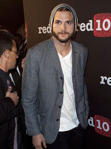 Splash News ashton-kutcher.jpg