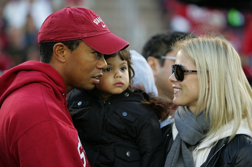 Getty Images 1207-tiger-woods-poll.jpg