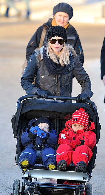 Splash elin-nordegren.jpg