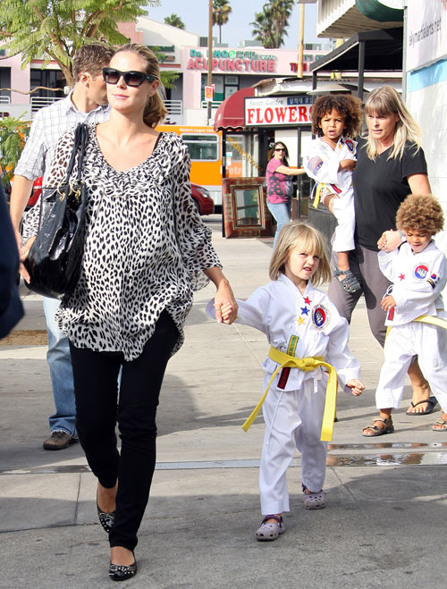 Fame Heidi Klum picks up kids from karate