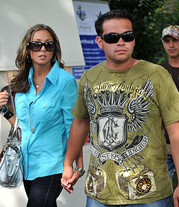 INF Photo jon gosselin is a one woman man