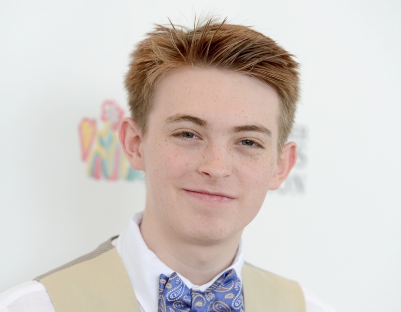 'Kickin' It' Live Chat with Dylan Riley Snyder! | ExtraTV.com