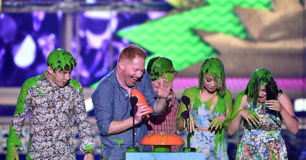 All the Slimy Details from the Kids’ Choice Awards! | ExtraTV.com