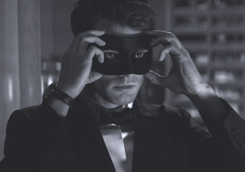 Jamie Dornan Is So Hot in This 'Fifty Shades Darker' Teaser Trailer!