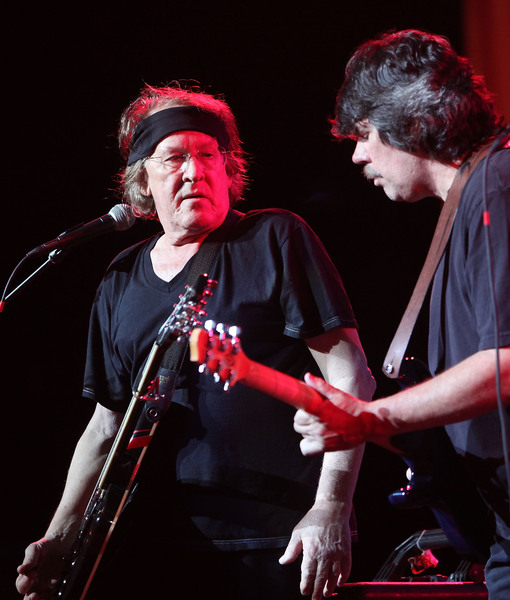 Jefferson Airplane’s Paul Kantner Dead at 74