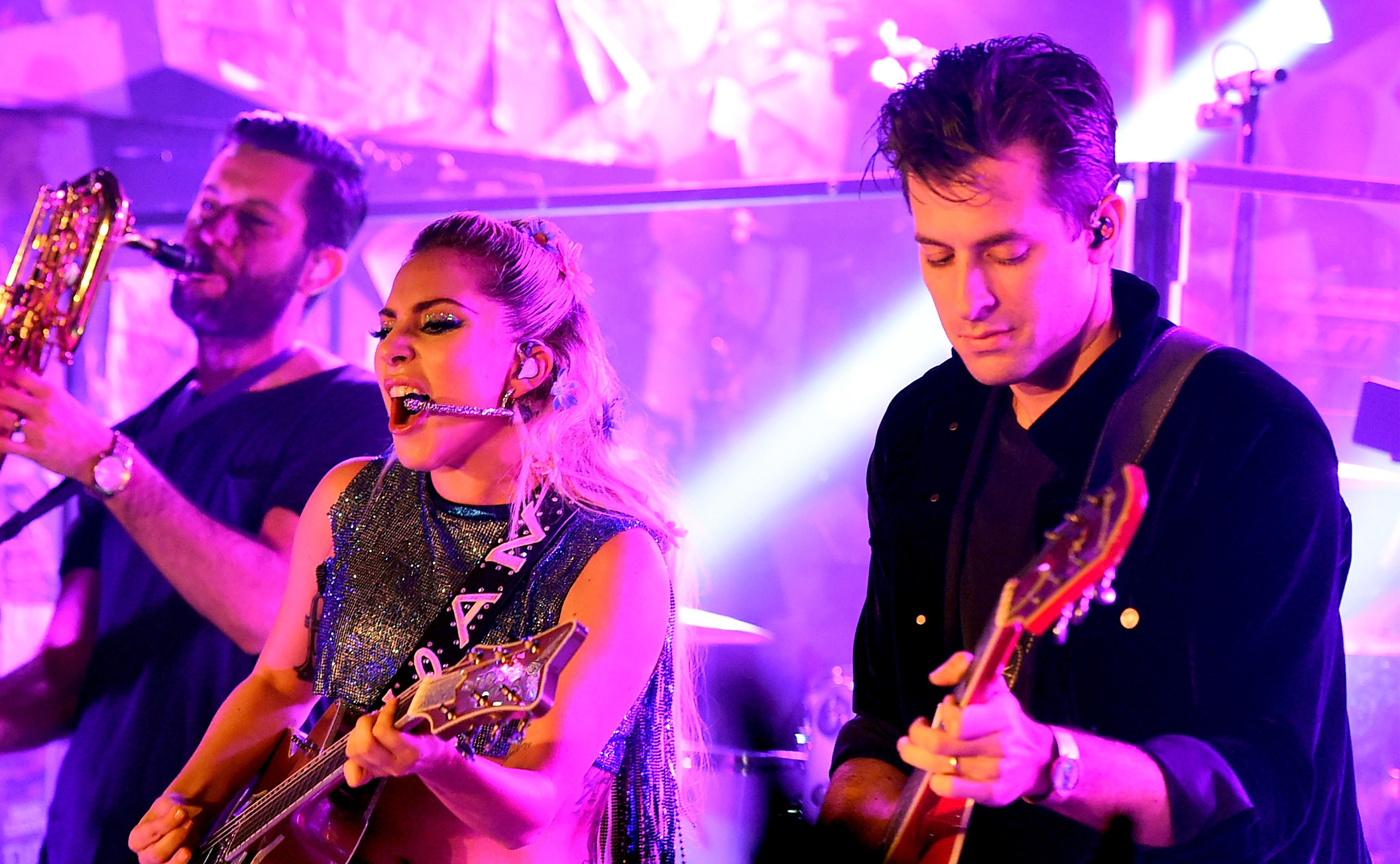 Lady-Gaga-Mark-Ronson