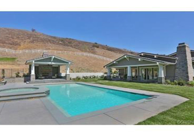 Kylie-Jenner-Buys-In-Hidden-Hills-Backyard