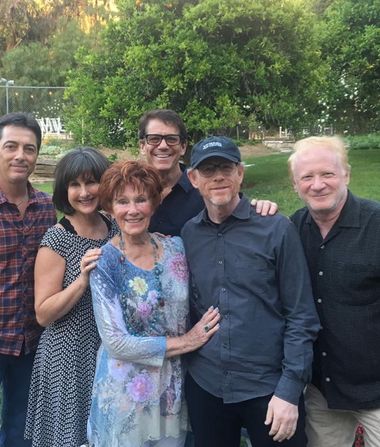'Happy Days' Cast Remembers Erin Moran at Memorial