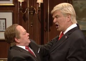 Melissa McCarthy as Sean Spicer Goes in for the Kiss... of Death!