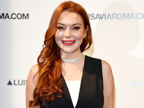Extra Scoop: Lindsay Lohan Defends President Trump