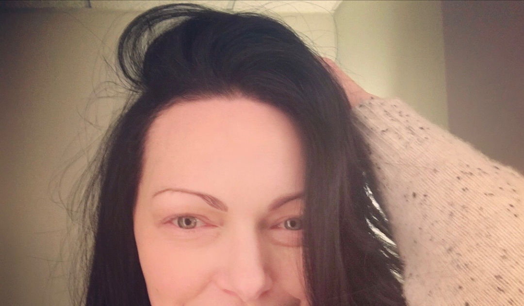 Pic Laura Prepon Chopped Off Her Hair See Her Short Do