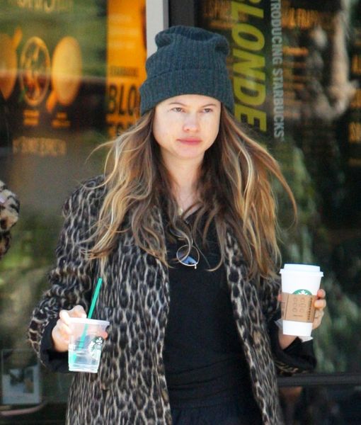 behati-prinsloo-backgrid